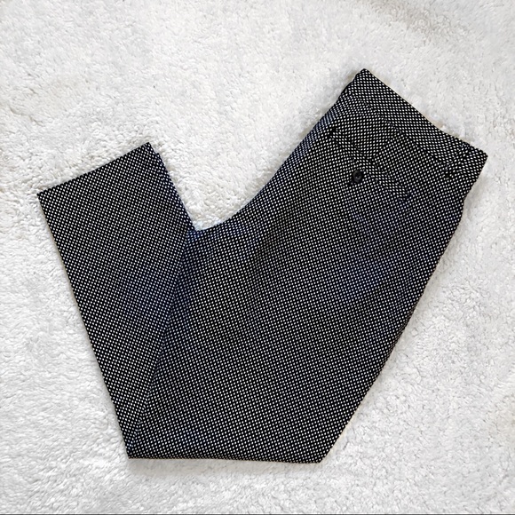 ✨GAP KHAKI PANTS✨ - Picture 1 of 5